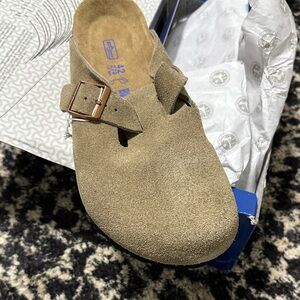 Birkenstock Men's Suede Clog Mule in Tan with Buckle